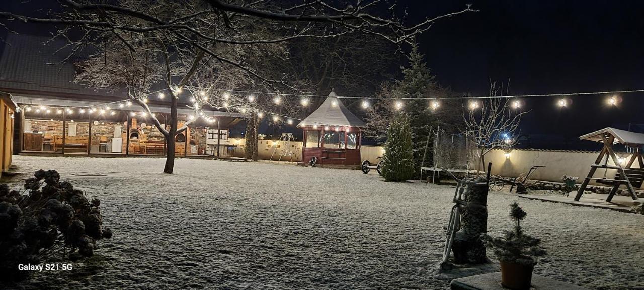 Pensiunea Miraj Polovragi Exterior foto